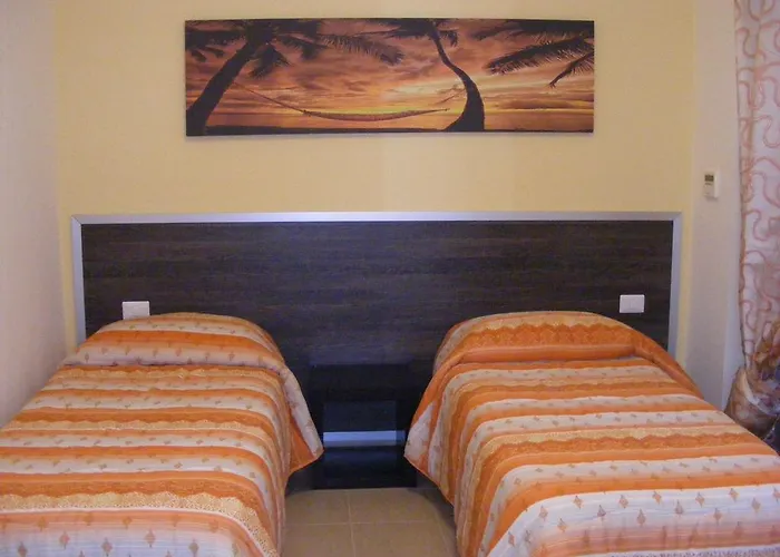 فندق مبيت وإفطار Freezone