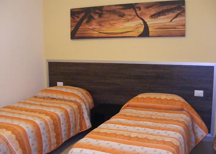 Freezone فندق مبيت وإفطار 3*