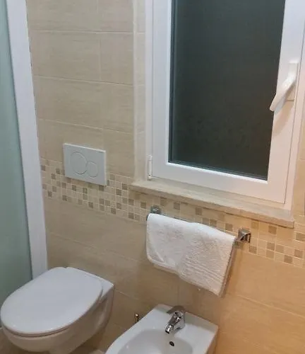 Freezone فندق مبيت وإفطار 3*